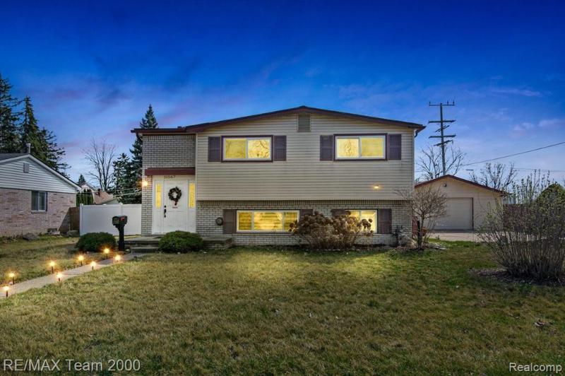 Pago De Espacio & Publicidad (Recurrente)